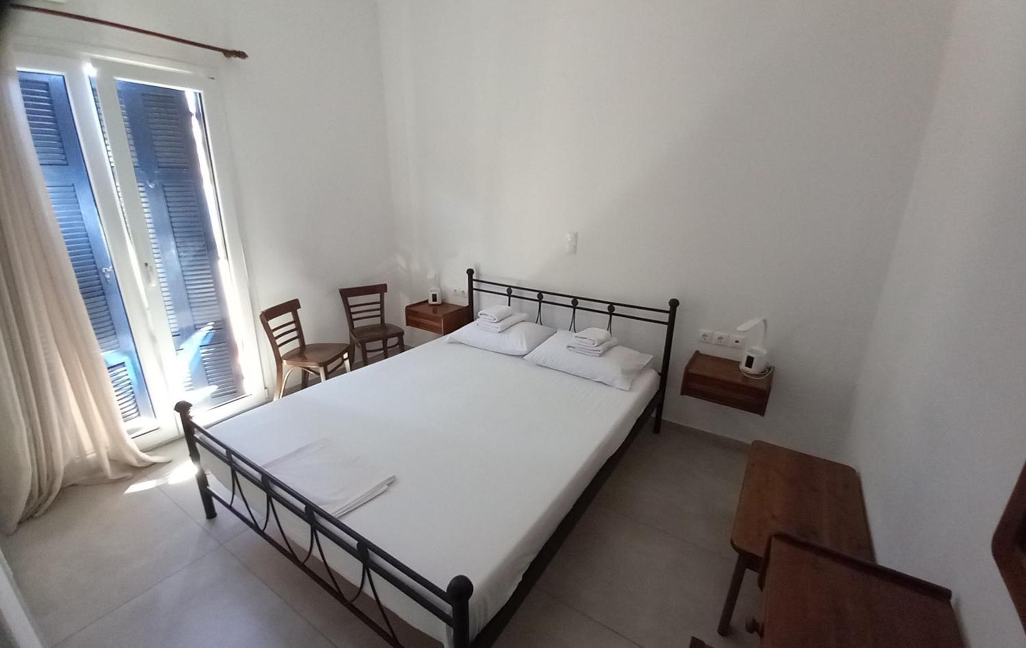 Naias Hotel Livadi  Ngoại thất bức ảnh